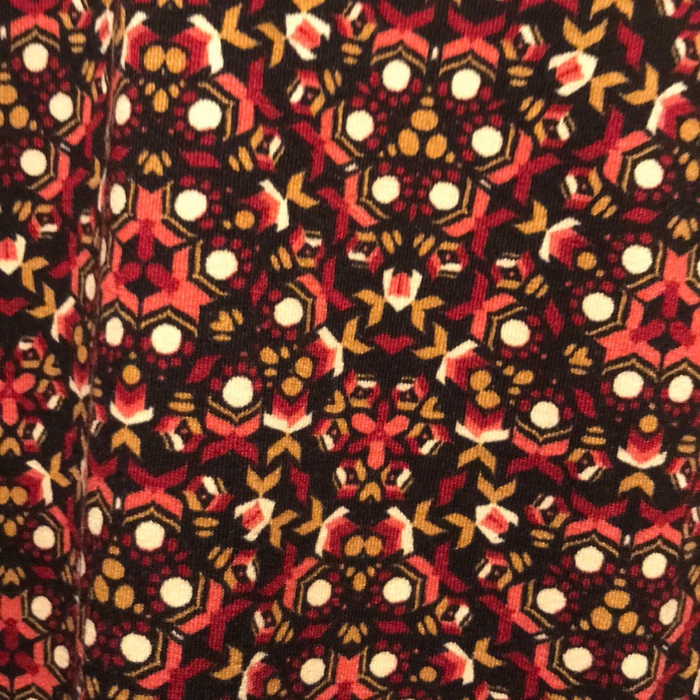 Lularoe - Picture 5 of 6